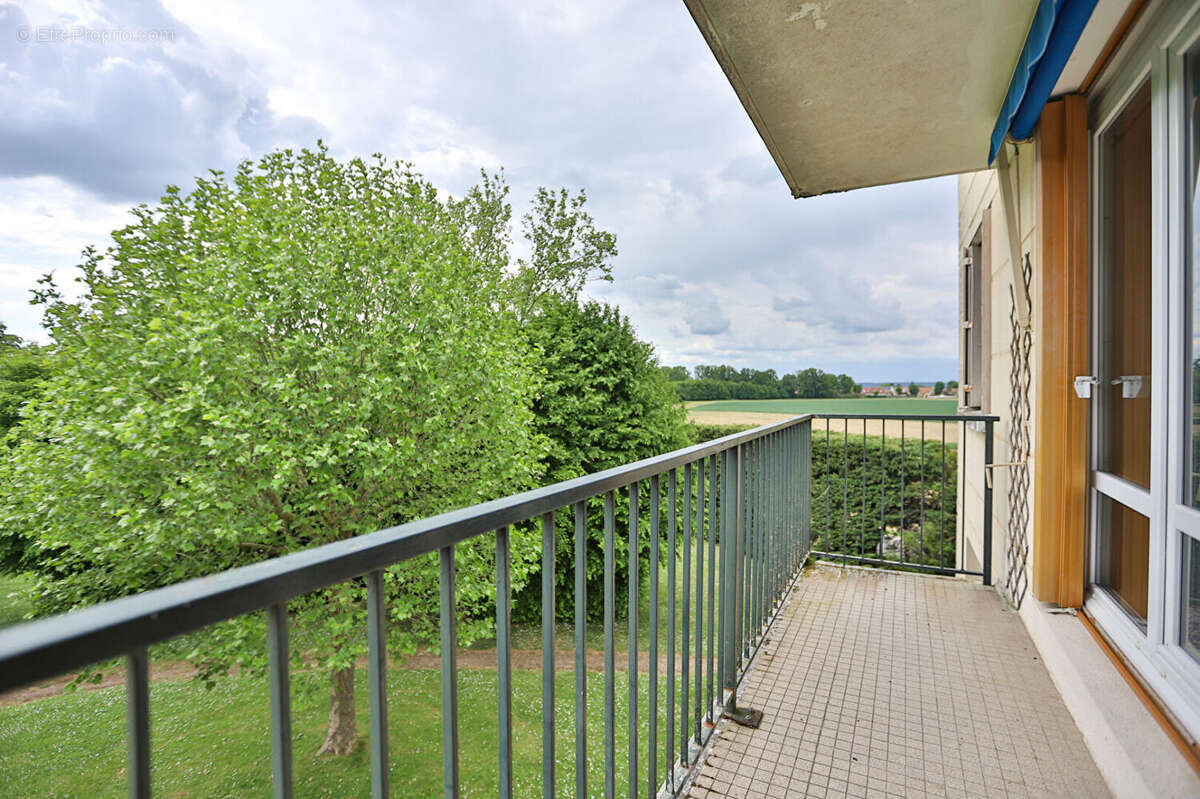 Appartement à NEAUPHLE-LE-CHATEAU