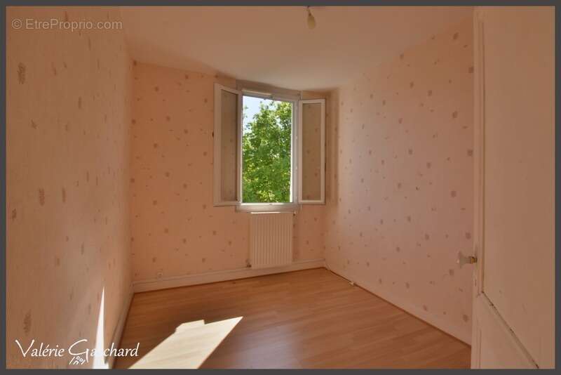 Maison à SAINT-SEURIN-SUR-L&#039;ISLE