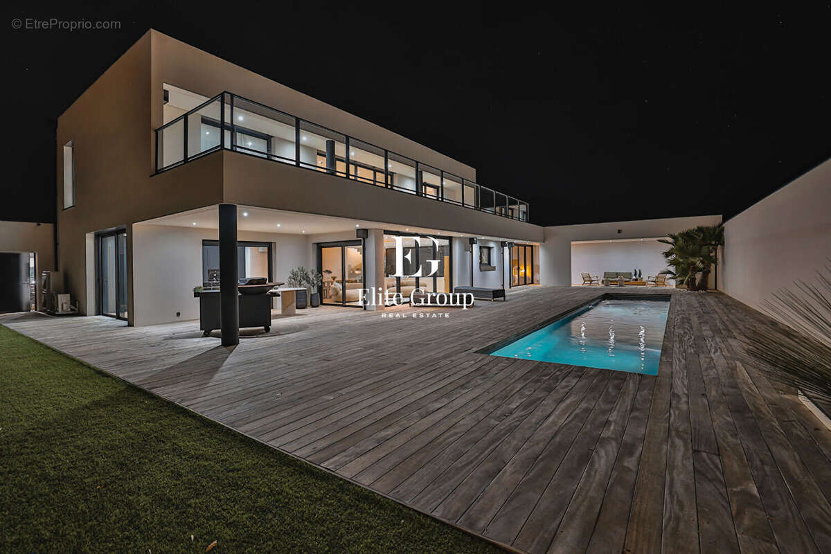 À vendre - villa californienne d'exception - 275 m² - 5 chambres - couloir de nage - 15 min angoulême tgv - photo 18