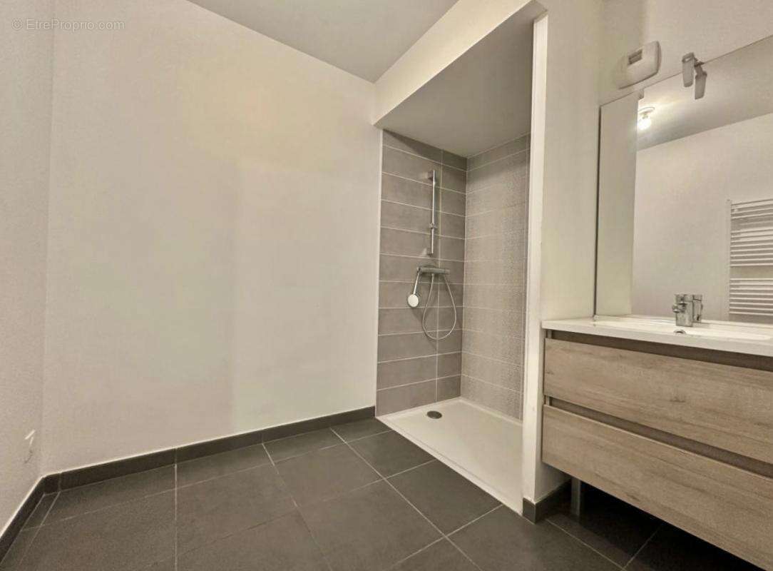 Appartement à CHASSIEU