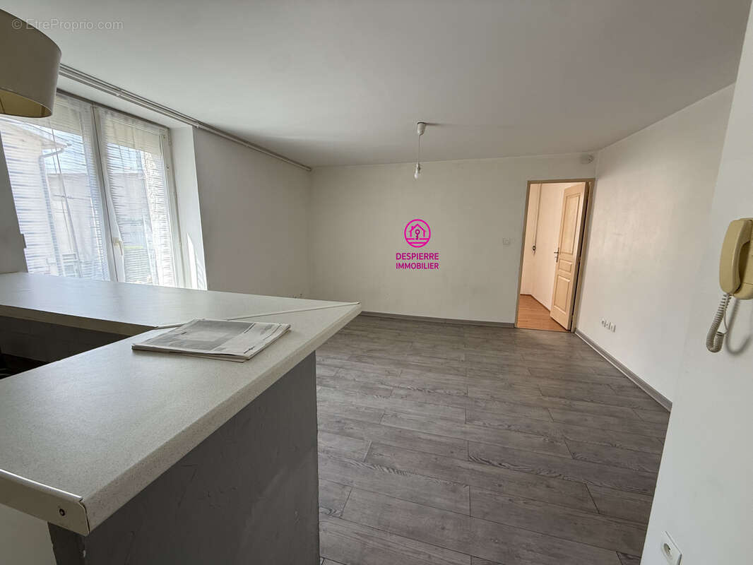 Immeuble - 4 appartements - - photo 10