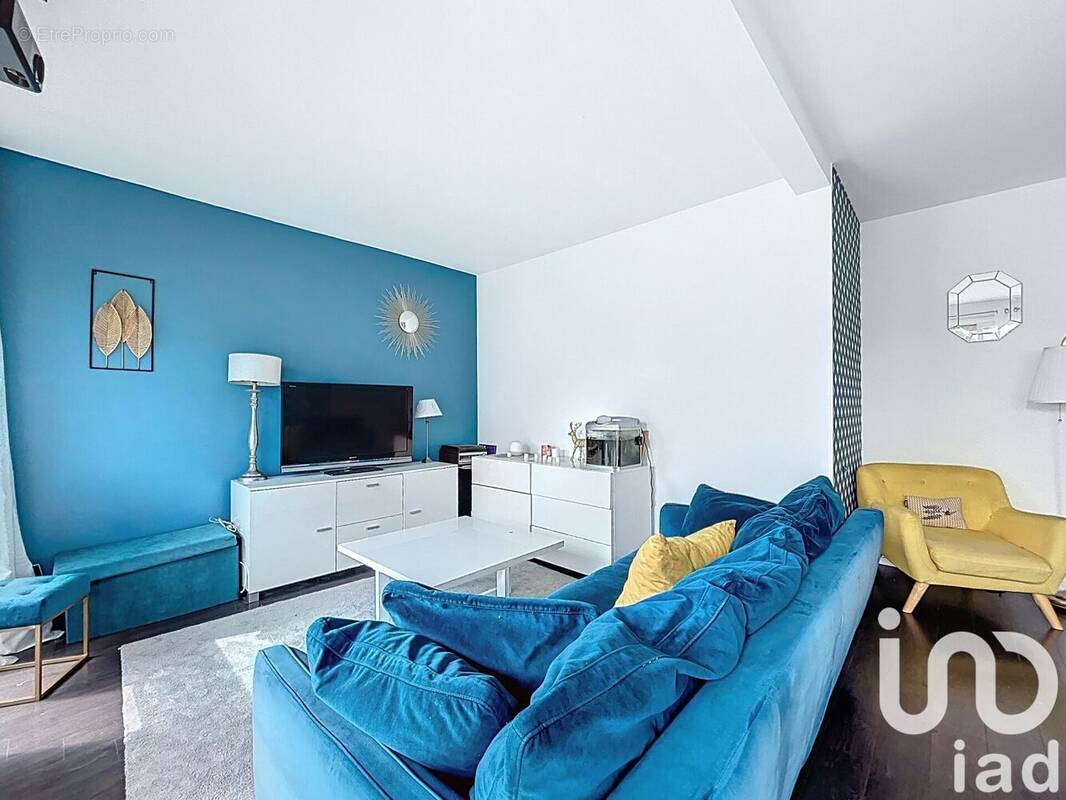 Photo 1 - Appartement à LA CELLE-SAINT-CLOUD