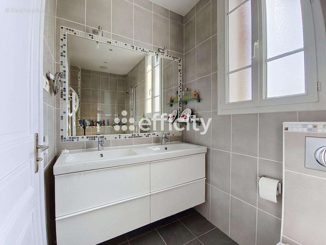 Maison 160 m² à Sannois  - photo 13