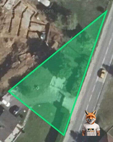 Terrain à CHATILLON-LE-DUC