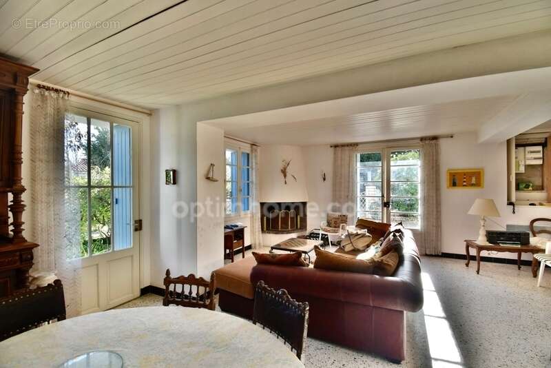 Maison à SAINT-PALAIS-SUR-MER