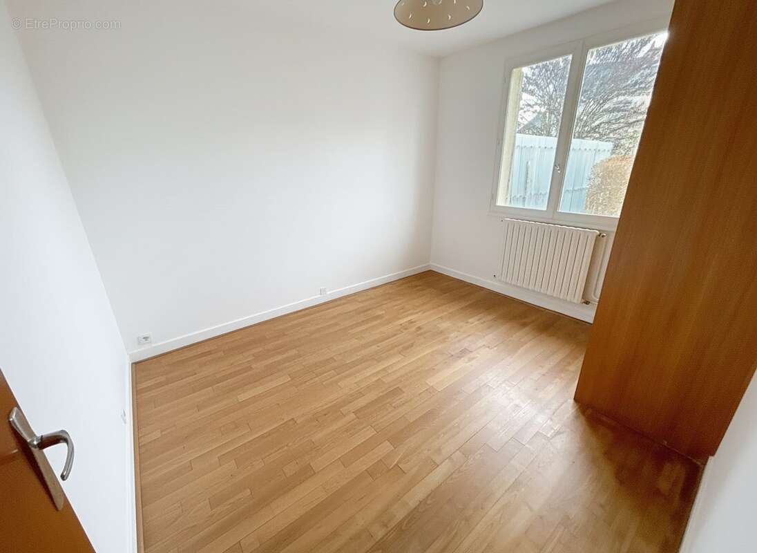 Maison 79 m² à Tours  - photo 5