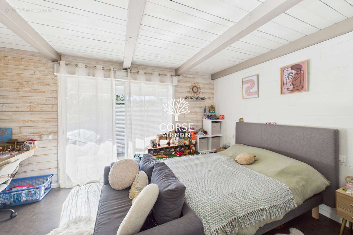 Maison à PORTO-VECCHIO