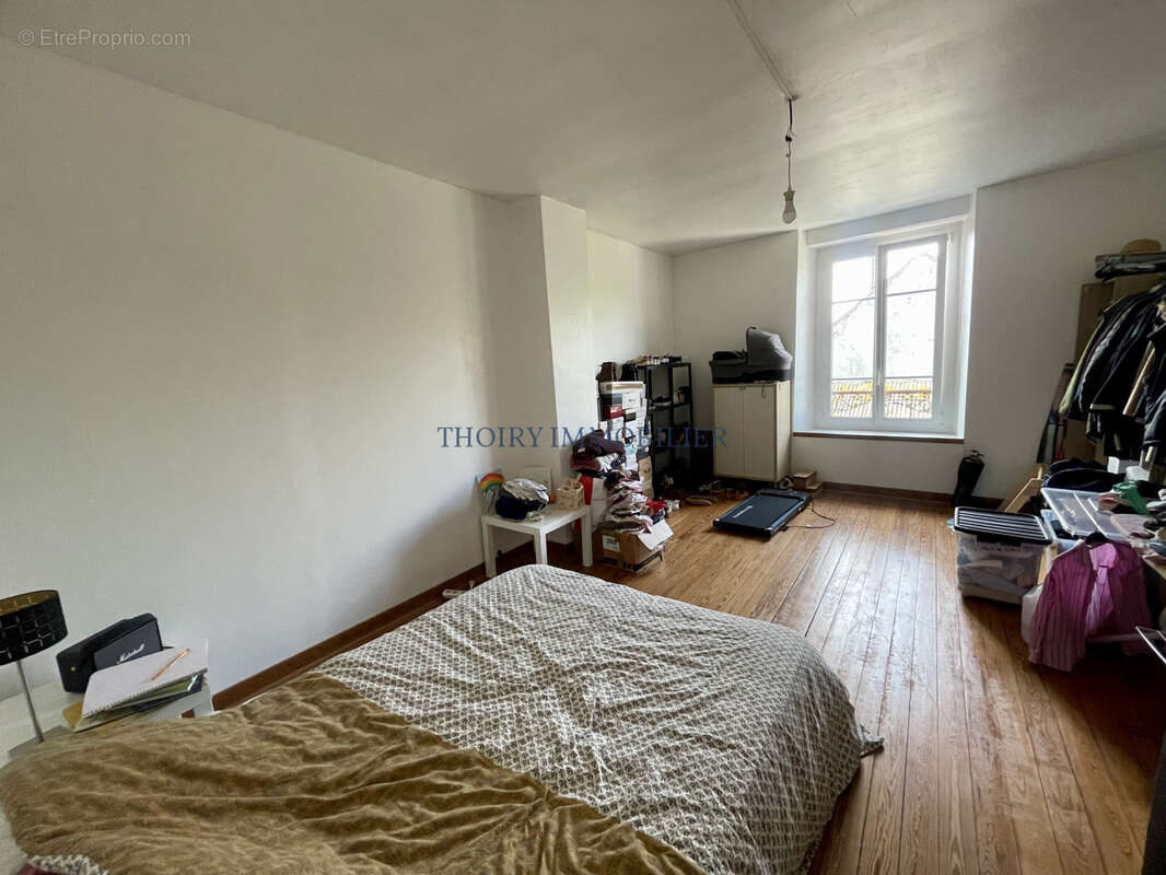 Maison ancienne de charme 6 pièces avec dépendance sur 505 m2. - photo 13
