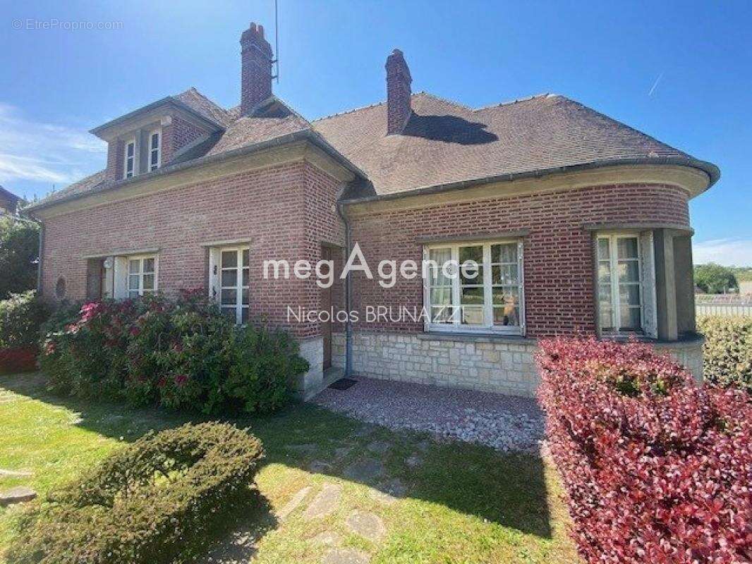Coup de cœur assuré à Vimoutiers – Une maison de caractère à saisir sans attendre - photo 2