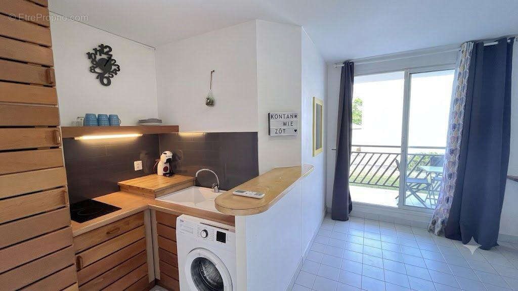 Bel appartement en bord de mer. - photo 3