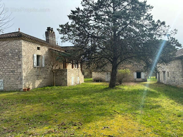 Maison à BAGAT-EN-QUERCY