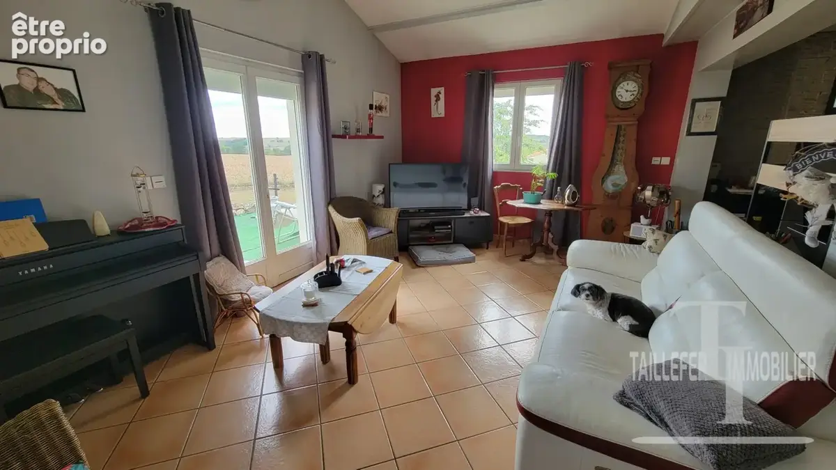 Maison 5 pièces 110 m² à vendre à Feuillade (16380) - photo 5