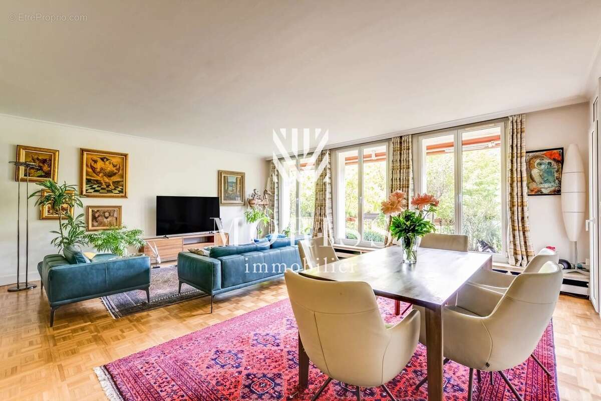 Appartement à NOGENT-SUR-MARNE