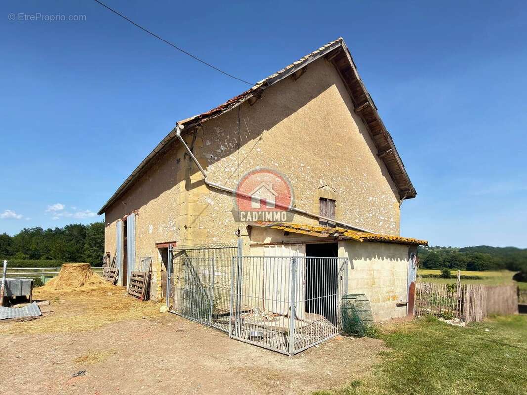 Maison à GAGEAC-ET-ROUILLAC
