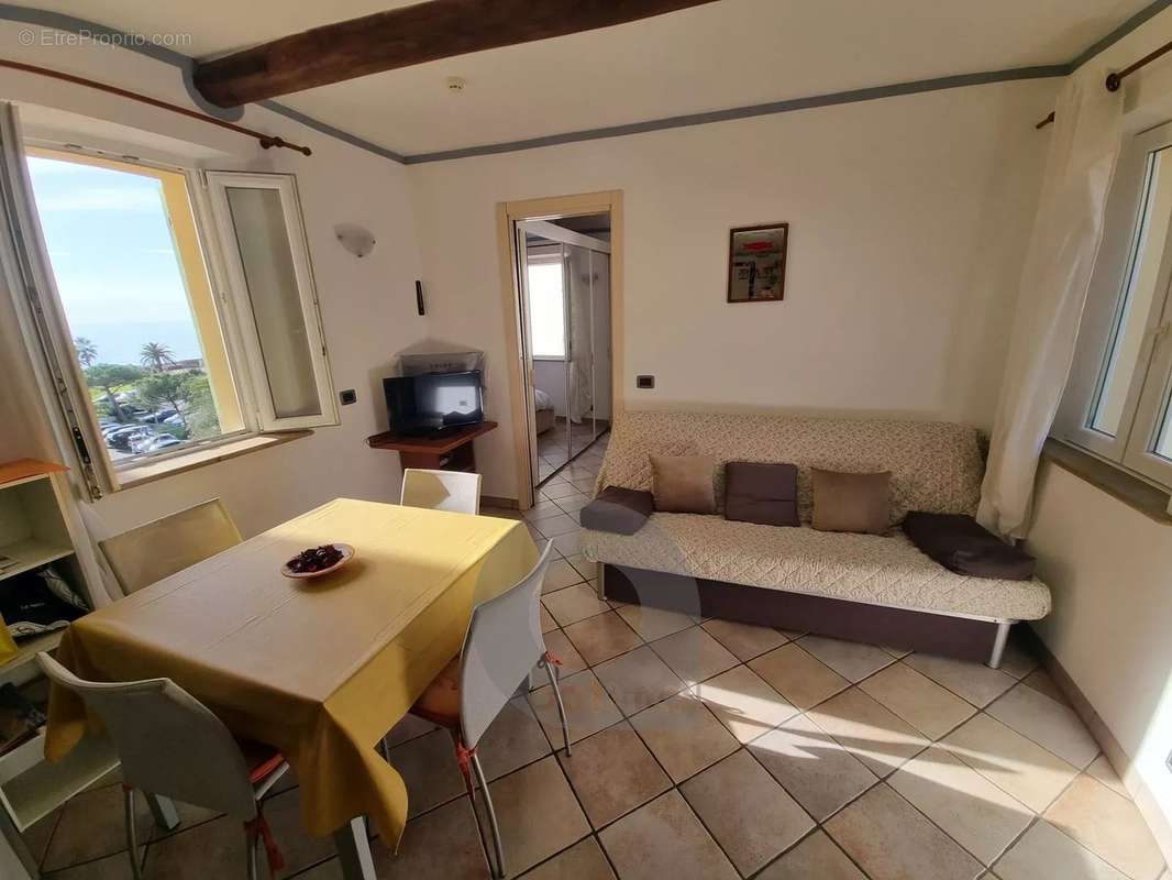Appartement à MENTON