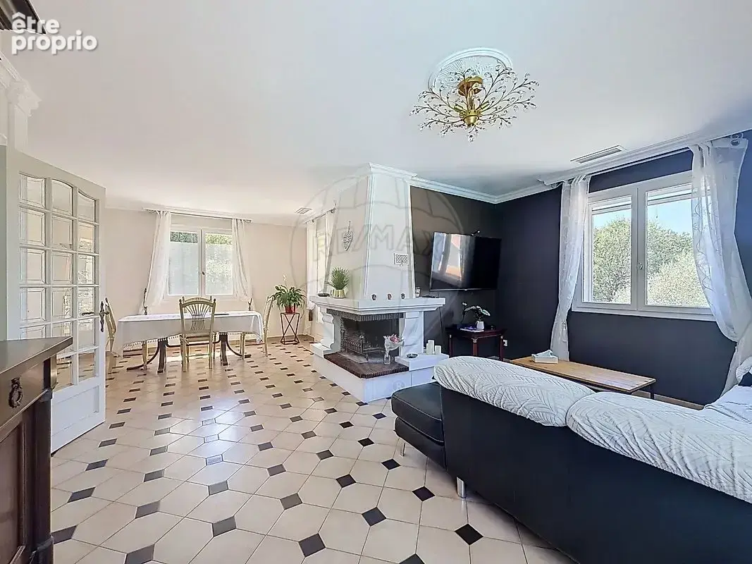 Photo Maison à Mons au prix de 299 000€