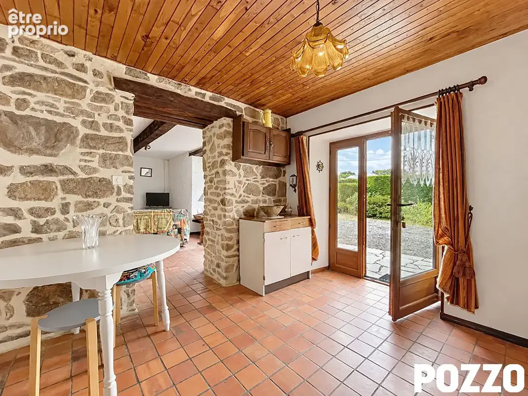 A Vendre - Sartilly Baie Bocage - Maison 3 pièce(s) 80.5 m² - MAISON EN PIERRE - TERRAIN - GARAGE - photo 7