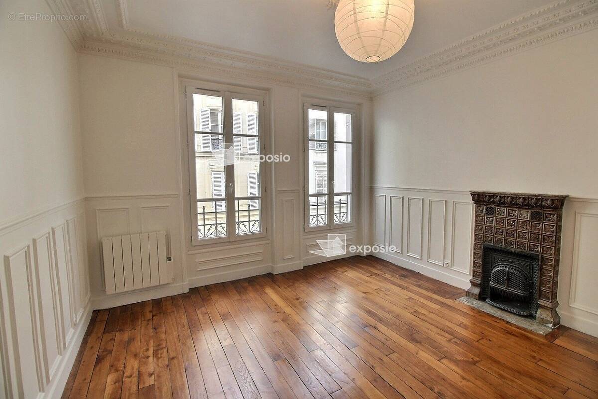 Appartement à PARIS-17E