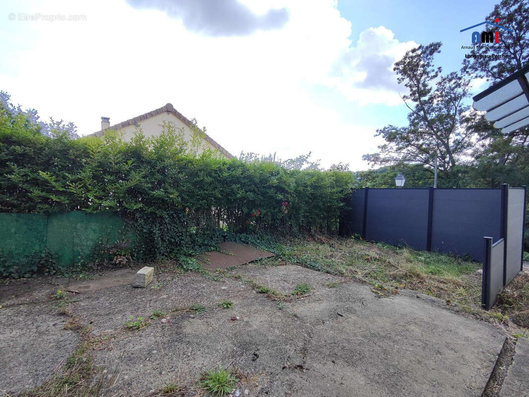 Maison à LONGNY-AU-PERCHE