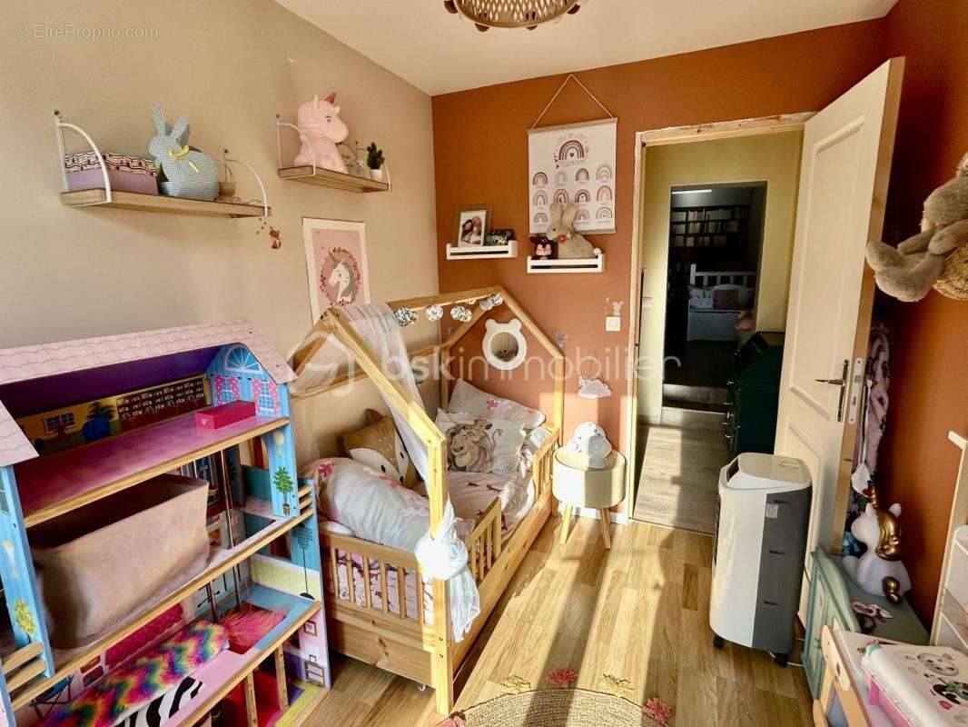 Belle maison avec cour - photo 9