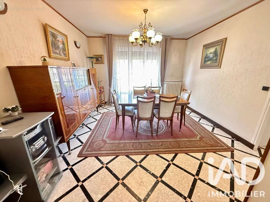 Maison 114 m² à Saint-Leu-La-Foret  - photo 4