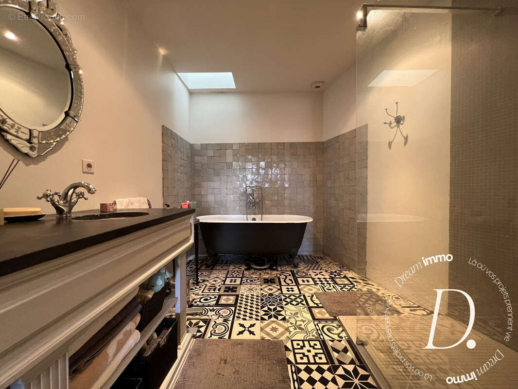 Maison 374 m² à Saint-Cricq-Du-Gave  - photo 7