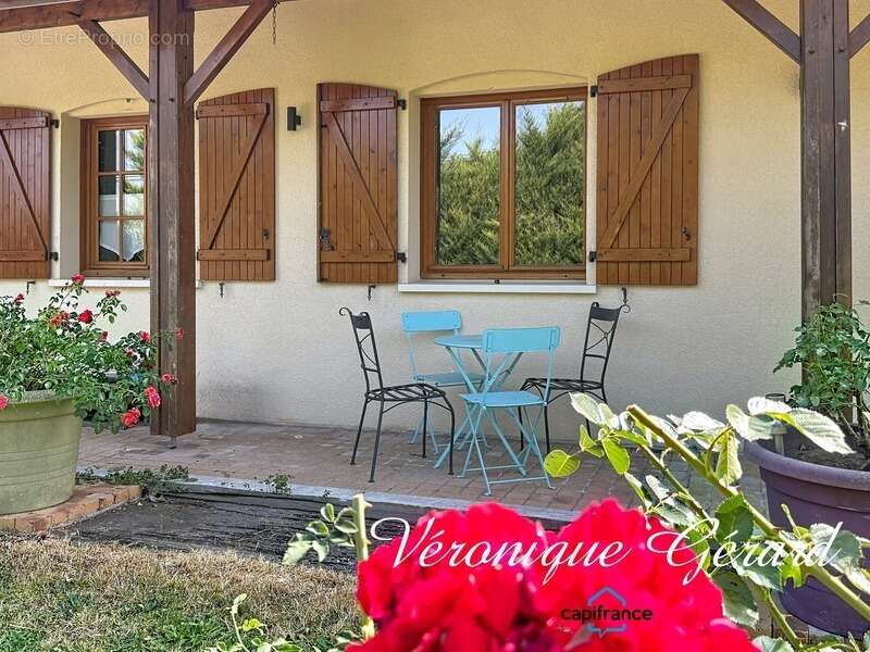 Maison Plain-Pied de 173 M² 6 chambres sur plus de 3000 m² de terrain - photo 4