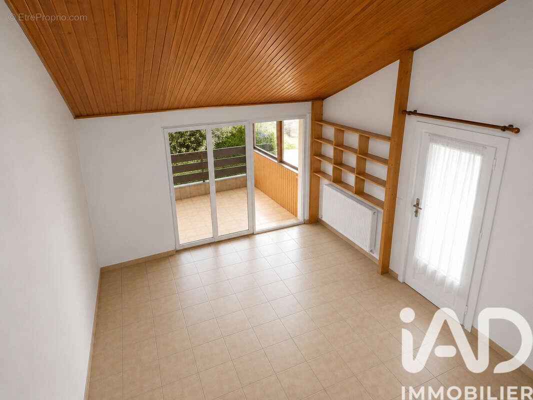 Photo 2 - Maison à POITIERS
