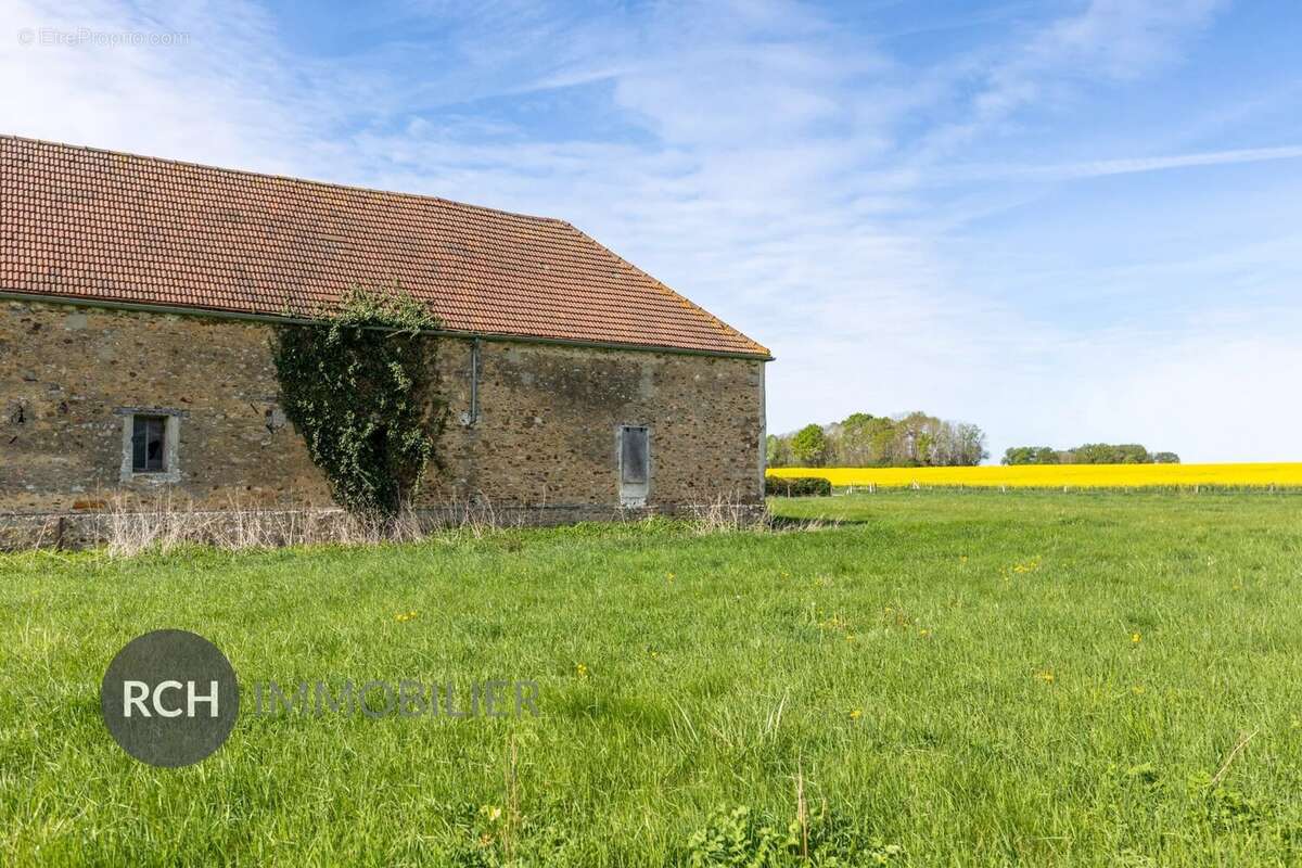 Maison à MONTFORT-L'AMAURY