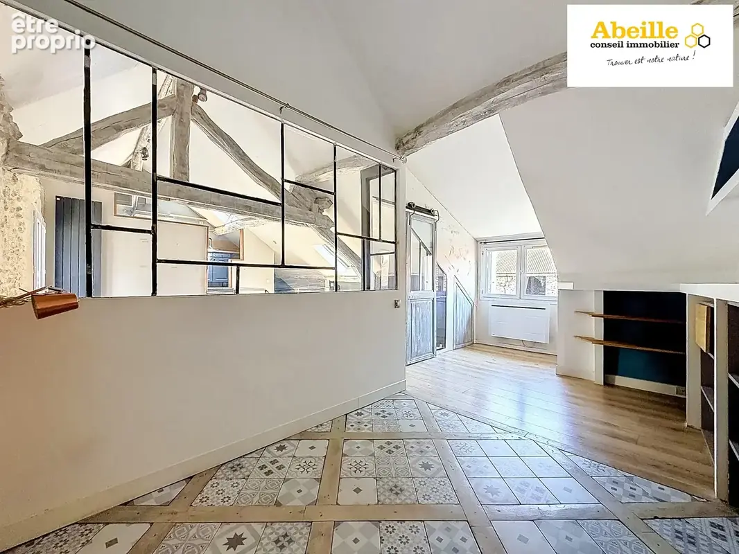 Immeuble de deux appartments en centre villle avec terrain et grange - photo 11