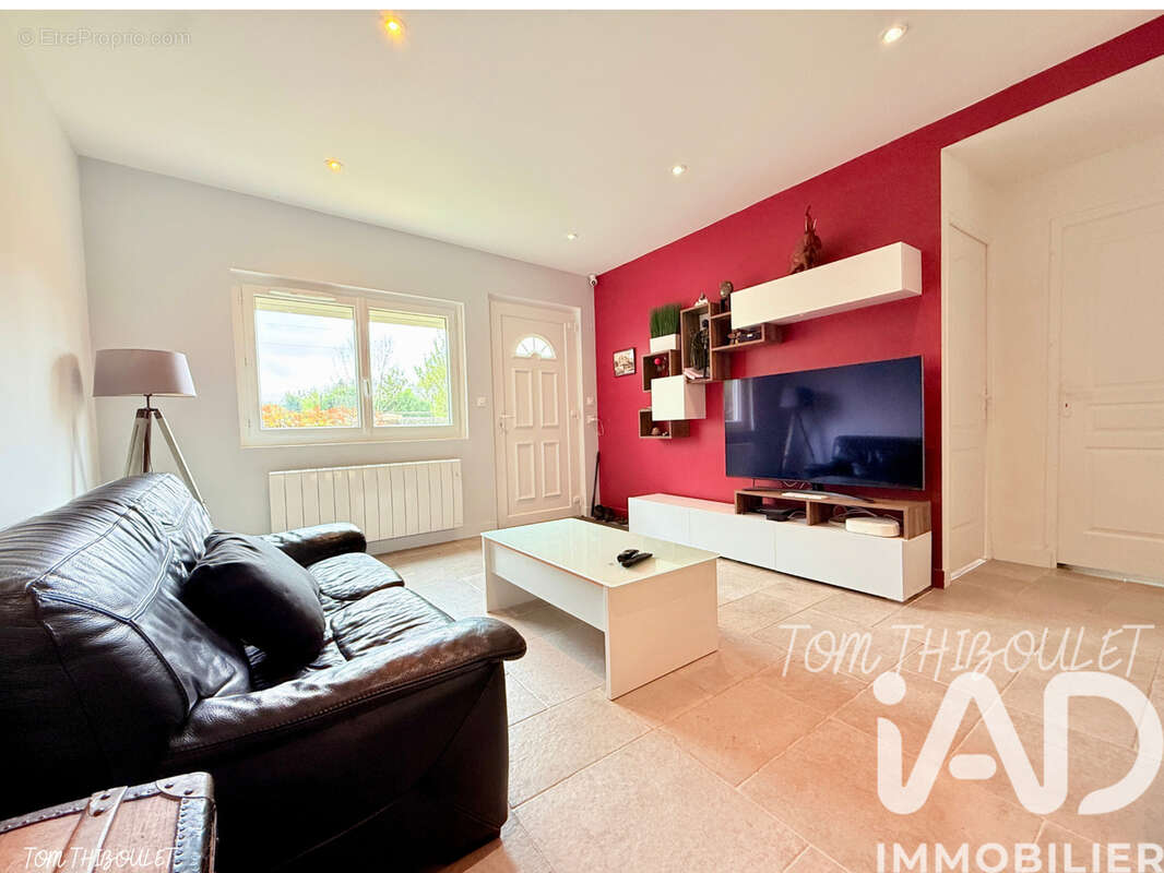 Photo 2 - Appartement à THORIGNY-SUR-MARNE