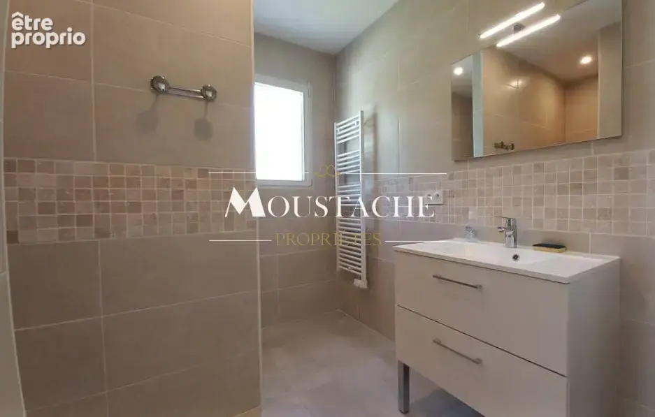 Superbe contemporaine haut de gamme - avec piscine & environnement boisé - - photo 13