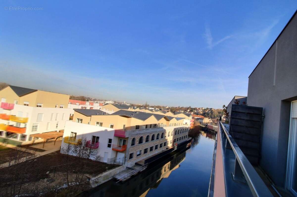 Appartement à CORBEIL-ESSONNES