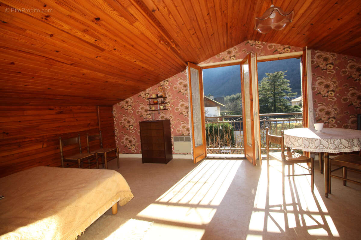 Maison à MONTAUBAN-DE-LUCHON