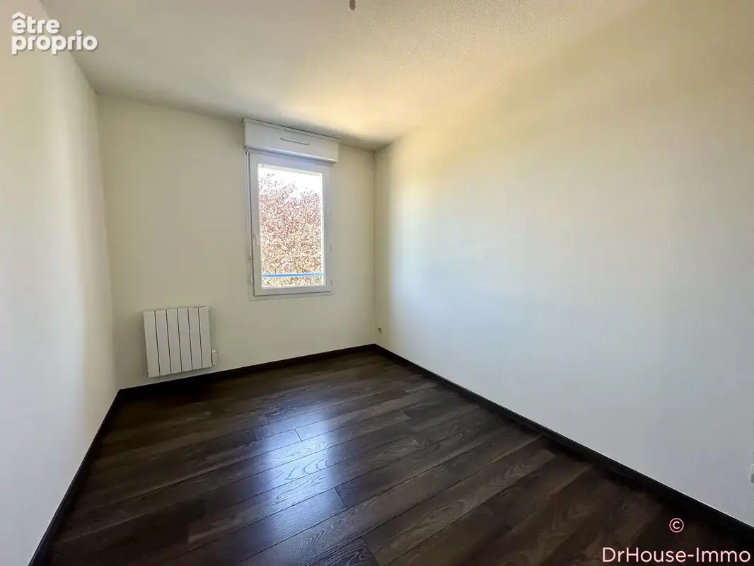 Appartement 4 pièces 82 m² à vendre à Poitiers (86000) - photo 2