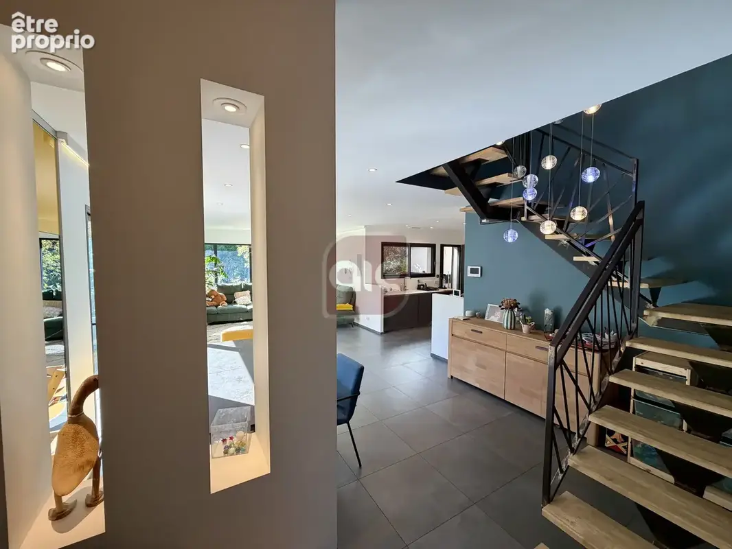 EXCLUSIVITÉ A.I.E. ! Superbe villa de plus de 144 m2 sur une parcelle de près de 2000 m2 avec accès au Lez ! - photo 5