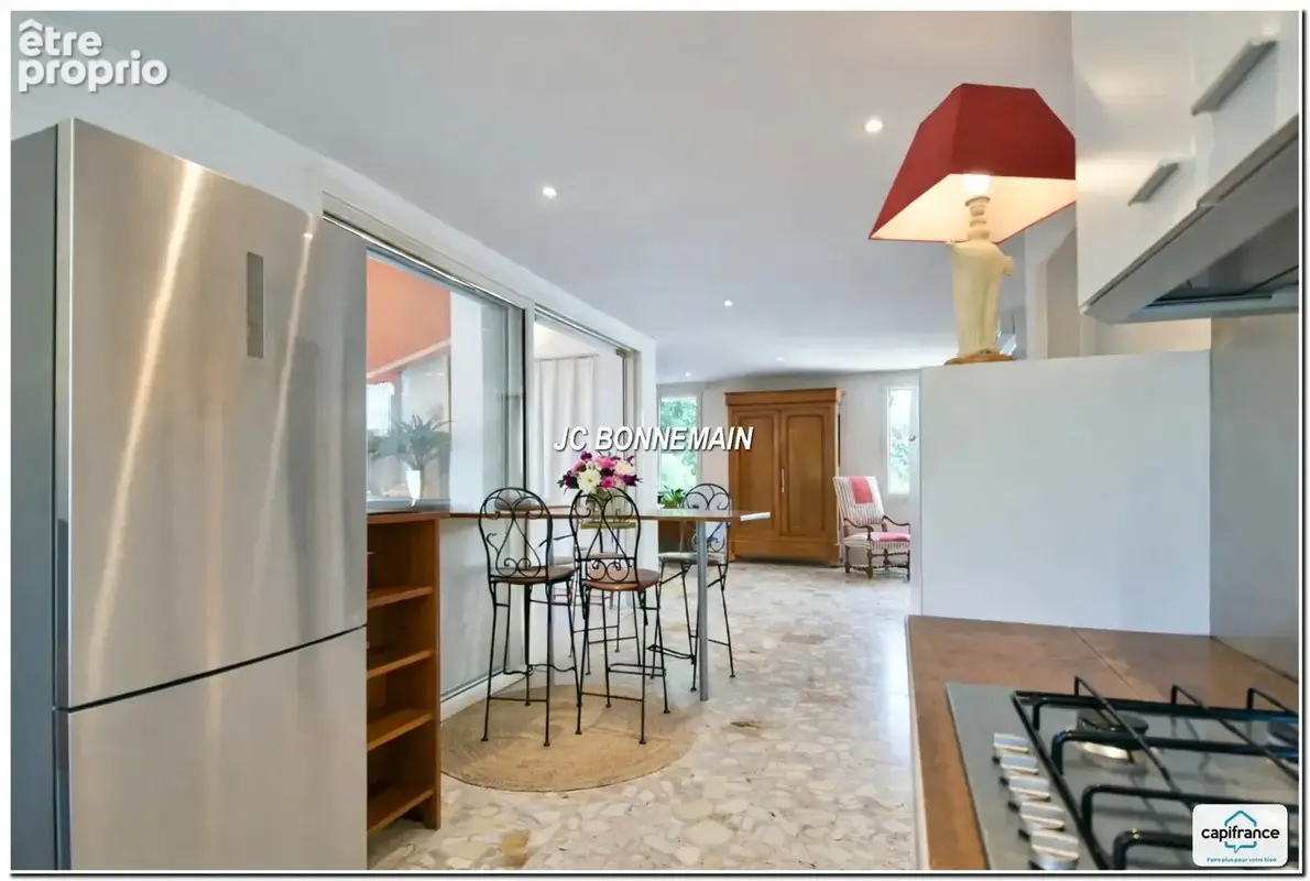 Maison plain-pied à vendre  proche Plages - LE CHATEAU D'OLERON (17) - 135 m² habitables - Terrain 1400 m² - 4 pièces - photo 11