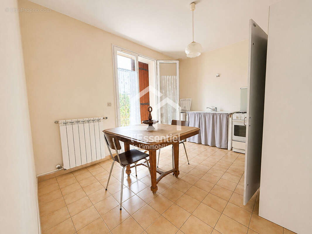 Maison à VERNEUIL-SUR-SEINE