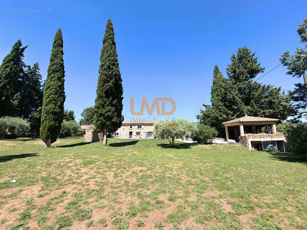 Maison à LA MOTTE