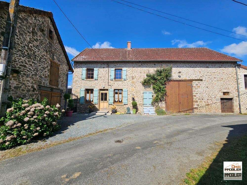 Maison à MARSAC