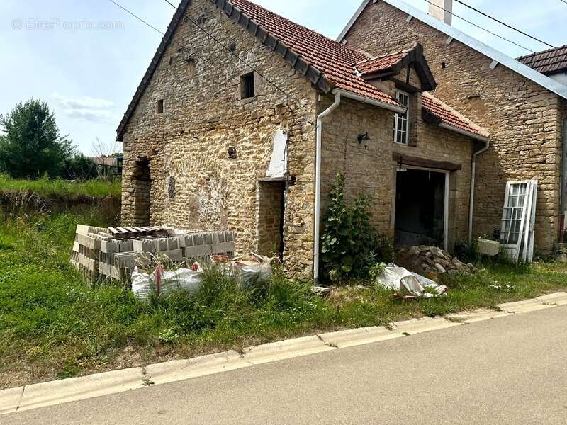 Maison à POUILLY-EN-AUXOIS