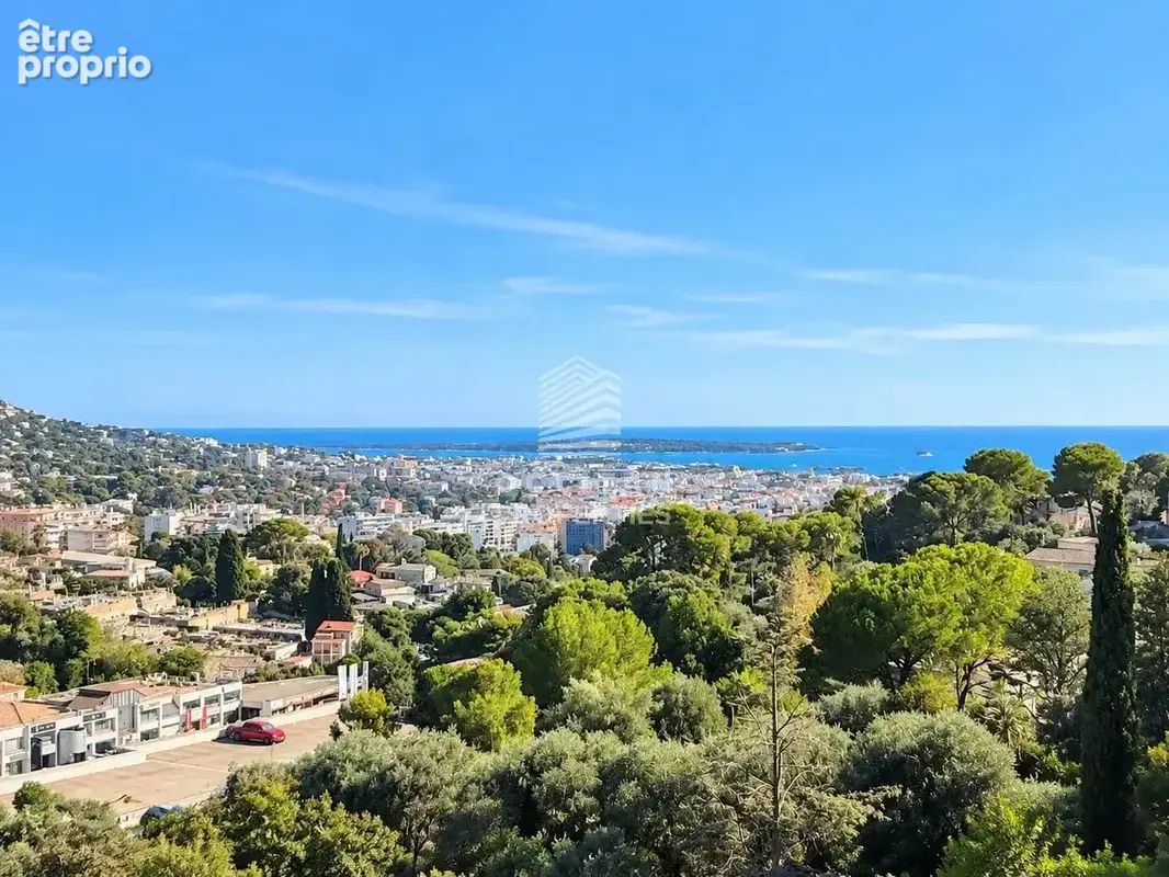 Grand 3 pièces - vue mer panoramique - entièrement rénové - photo 1