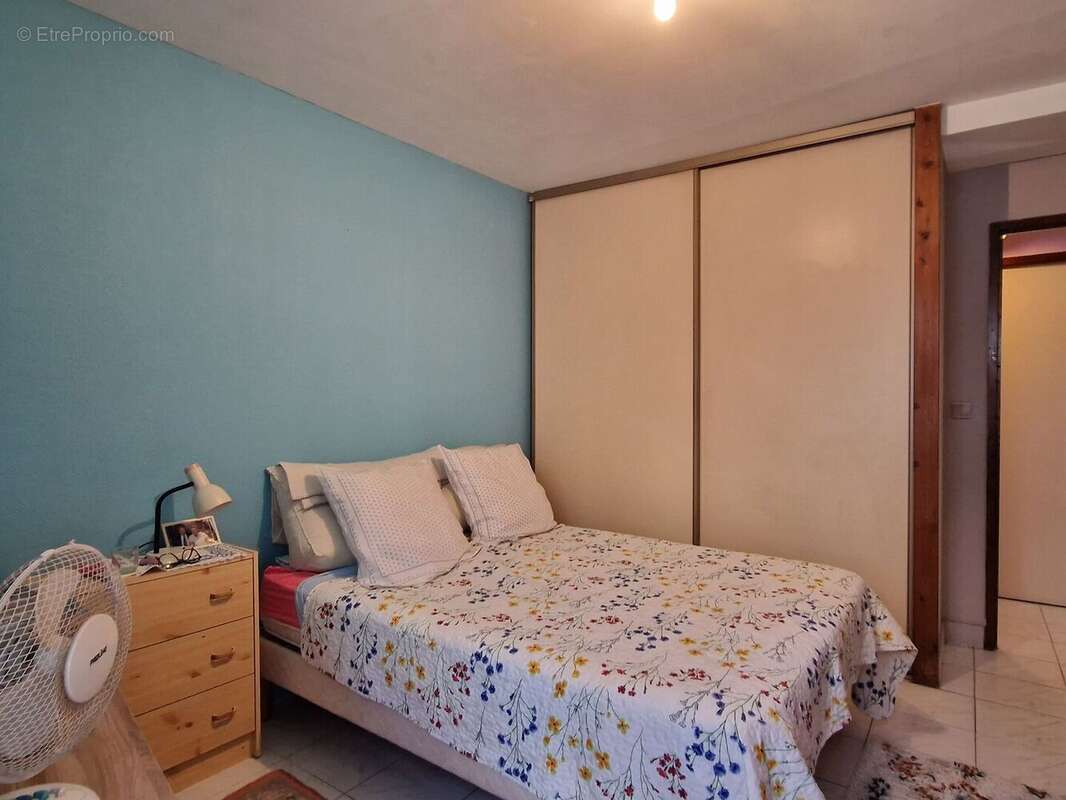 Rez de chaussée 1 ch