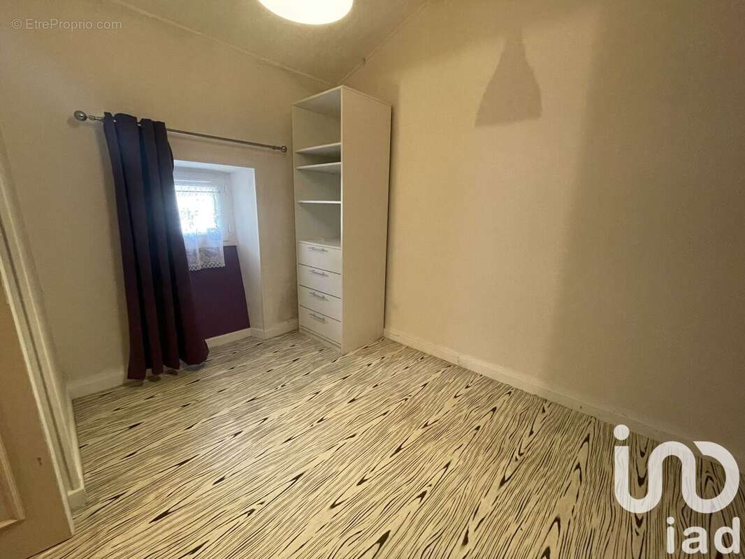 Photo 8 - Maison à SAINT-JULIEN-DU-GUA