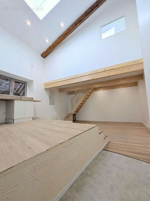 Maison à PONT-DU-CHATEAU