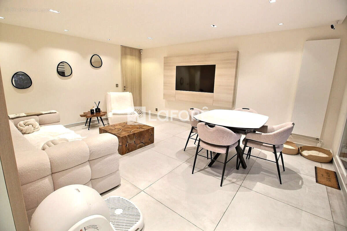 Appartement à GENNEVILLIERS