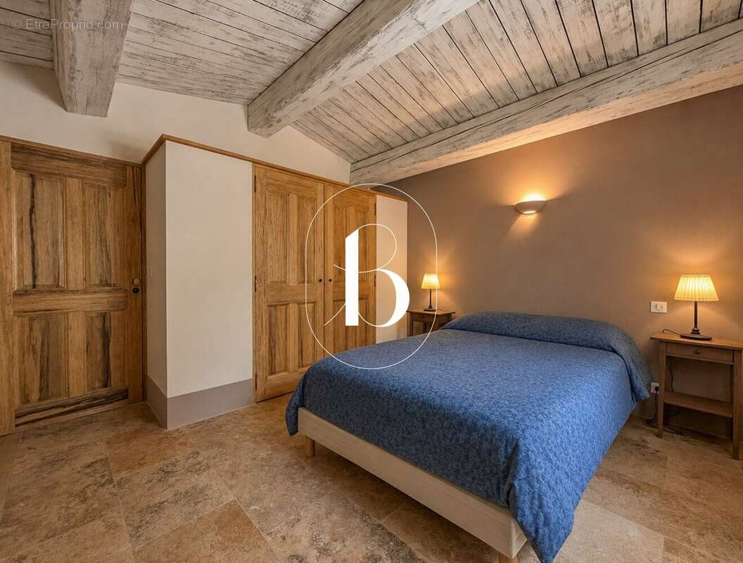 Maison 210 m² à Goudargues  - photo 22
