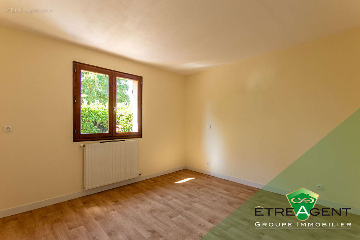 Maison ÉVREUX - Saint-Michel - 104 m² - 5 chambres - photo 10