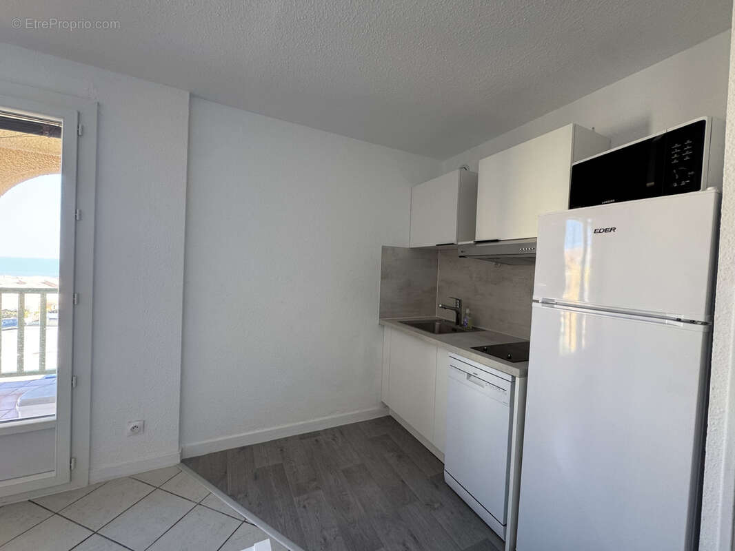 Appartement avec vue mer en vente à Saint Pierre la mer - photo 3