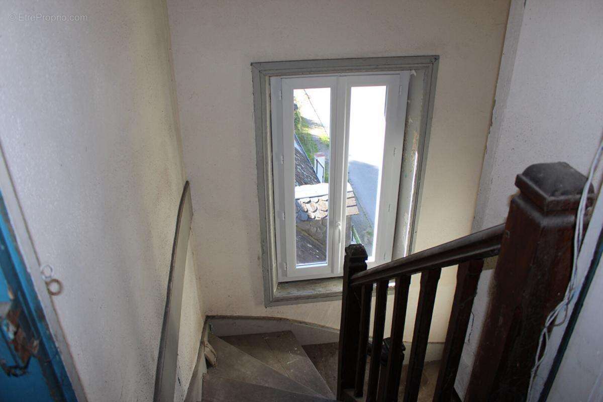 Appartement à BORT-LES-ORGUES